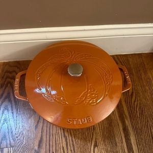 **Rare** Staub Marmite Pumpkin 24cm